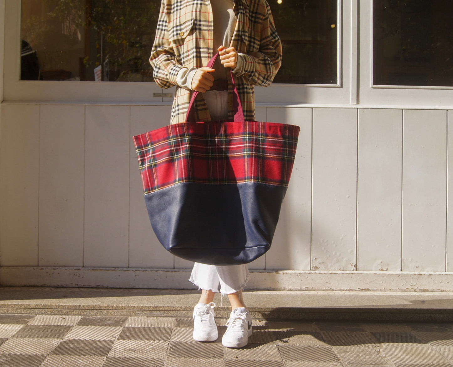 TOTE LARGE TARTAN RED