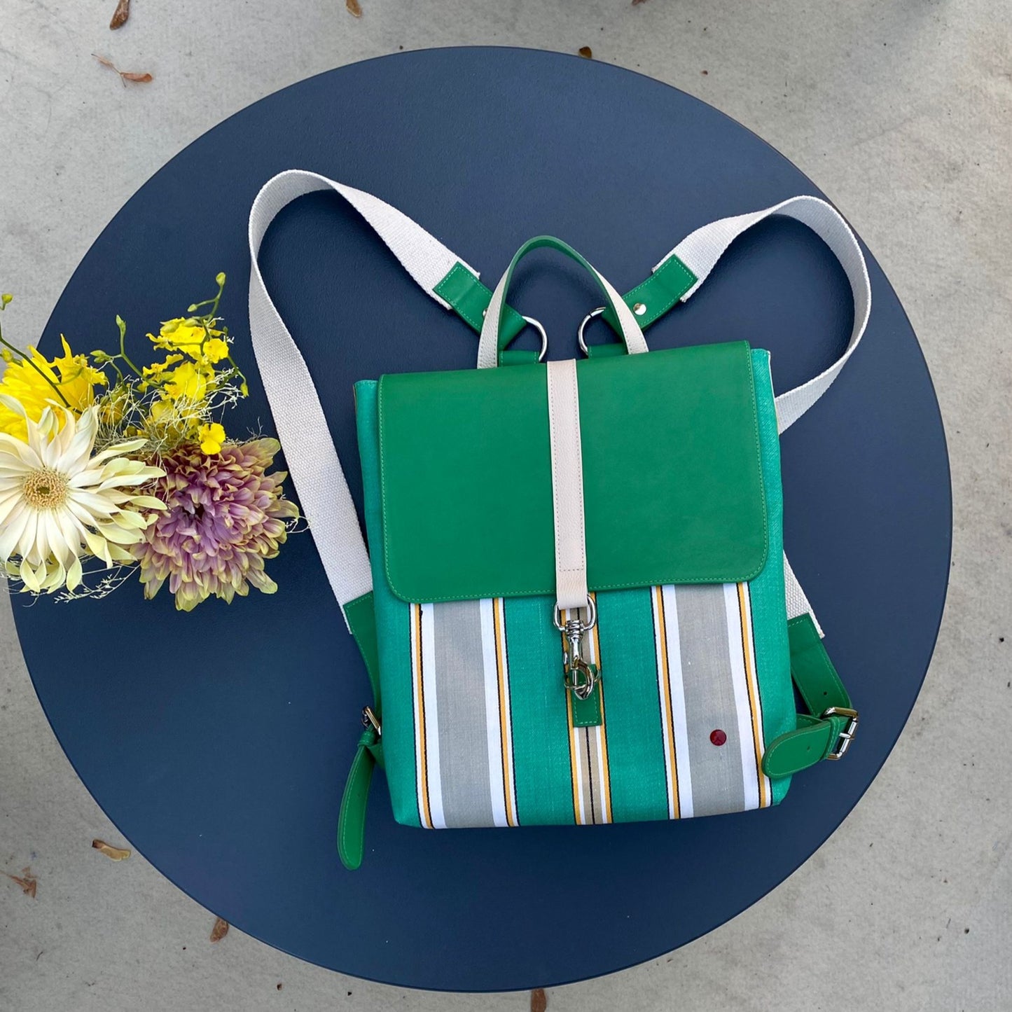 MOCHILA VERDE