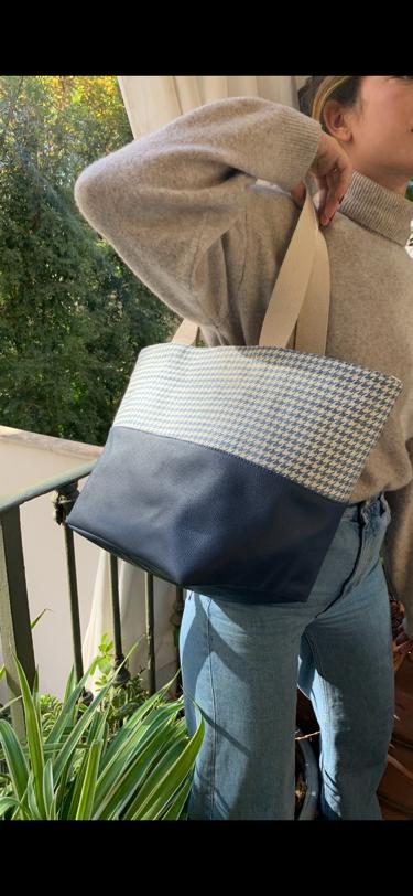 TOTE MEDIUM AZUL CIELO